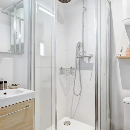 Cosy Au Coeur De Pres Des Buttes-chaum Apartment Paris