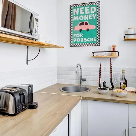 Cosy Au Coeur De Pres Des Buttes-chaum Apartment Paris
